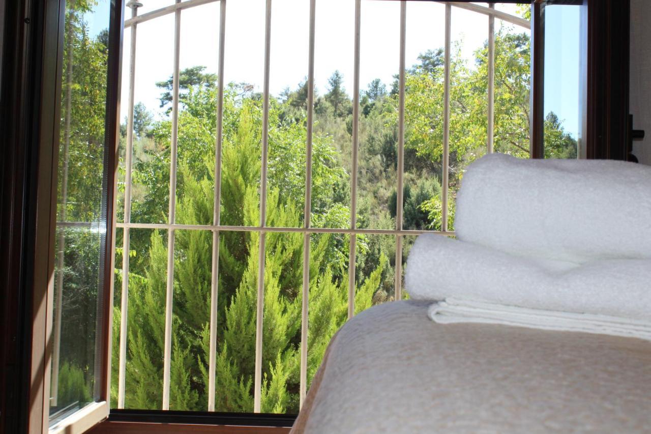 La Noguera Casa Rural วูเอสการ์ ภายนอก รูปภาพ